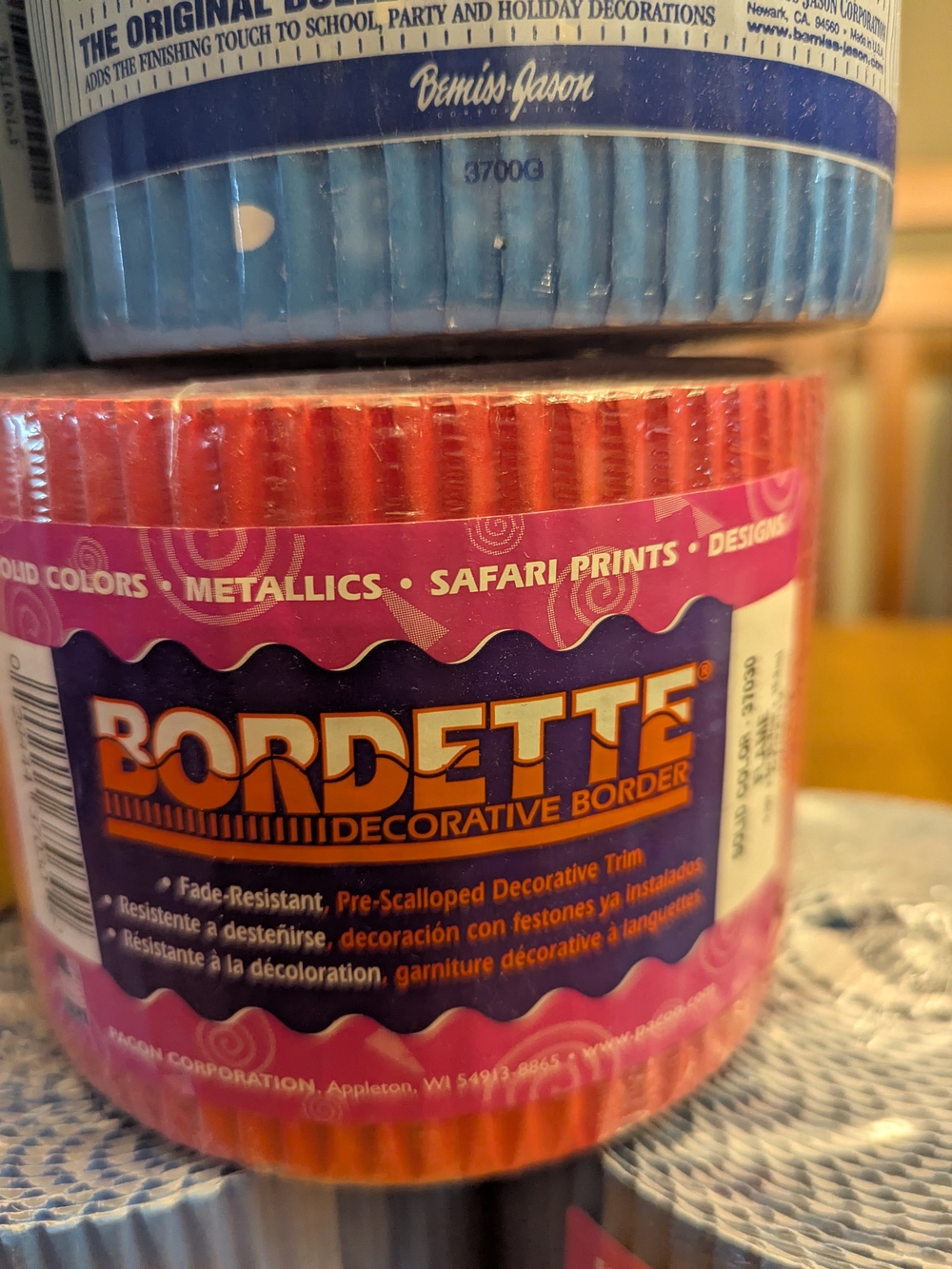 8 Rolls of Border / Bordette- Glitter Green, Teal, Snowflake ,Yellow, Red, White - Picture 5 of 11
